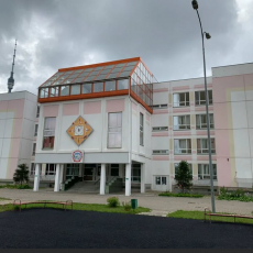 Школа ГБОУ ЦО №1471 - Звуковое и световое оборудование, музыкальные инструменты.